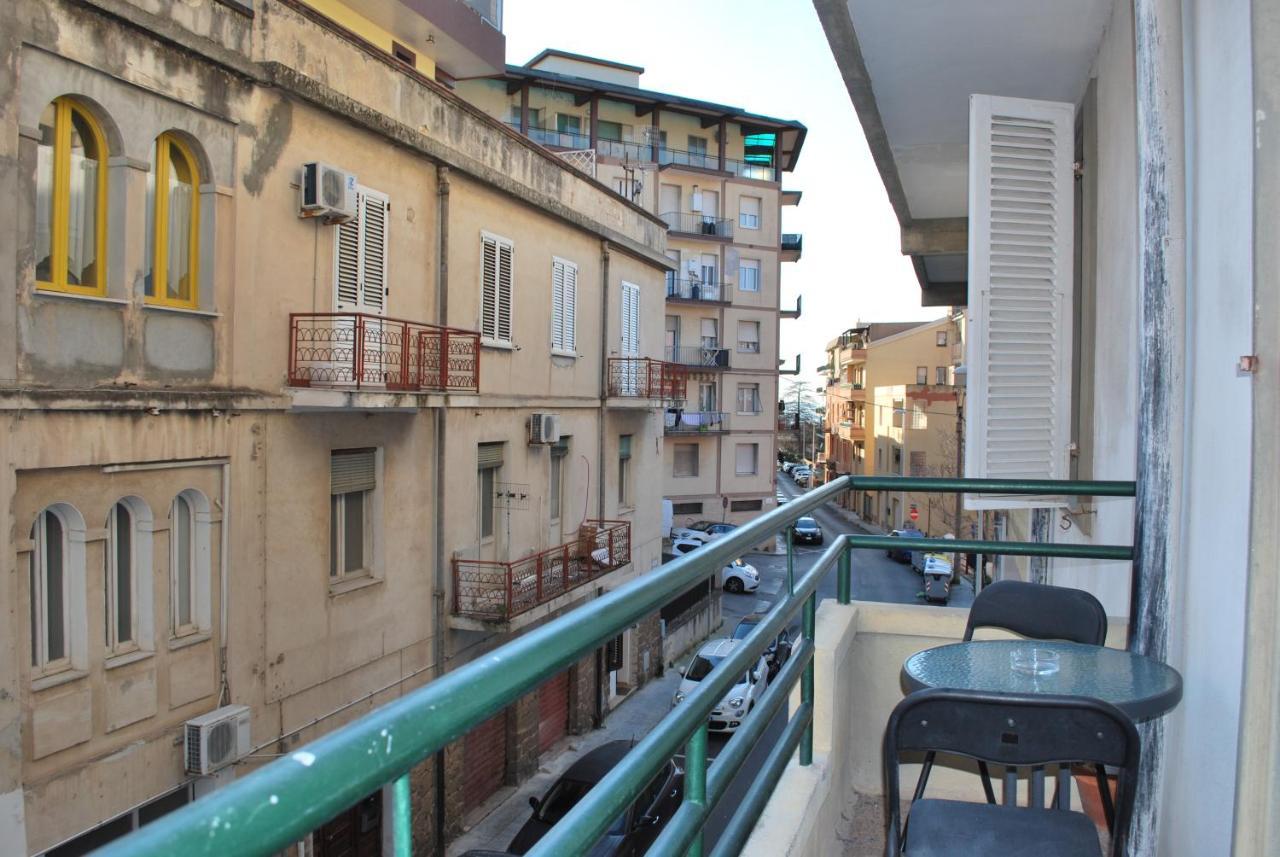 Apartament Casa Teatro Sassari Zewnętrze zdjęcie