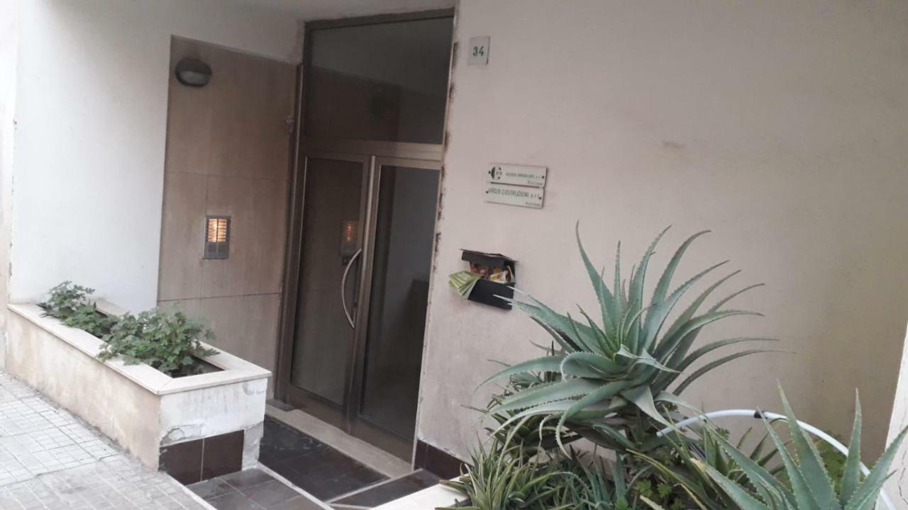 Apartament Casa Teatro Sassari Zewnętrze zdjęcie